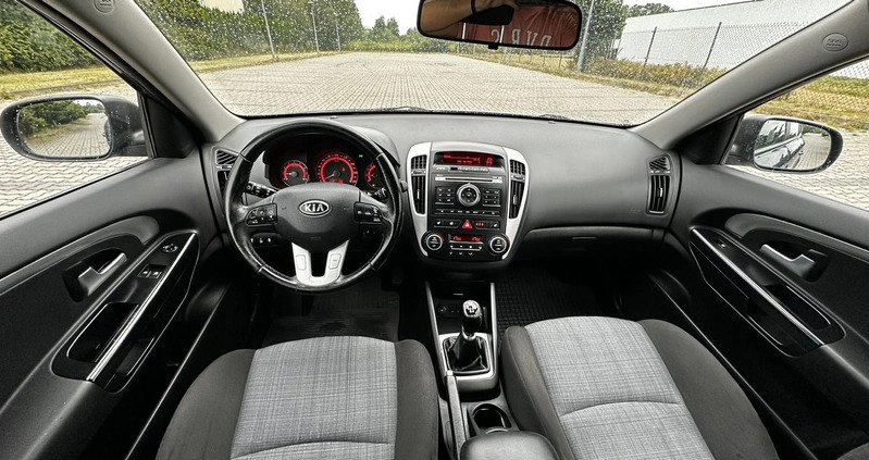 Kia Ceed cena 22999 przebieg: 211695, rok produkcji 2010 z Piaseczno małe 466